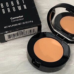 New boxed Bobbi Brown Corrector~Light Peach~Full Size 1.4g/0.05 oz~Authentic